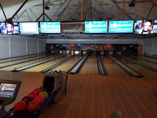 Alley-Catz Bowling