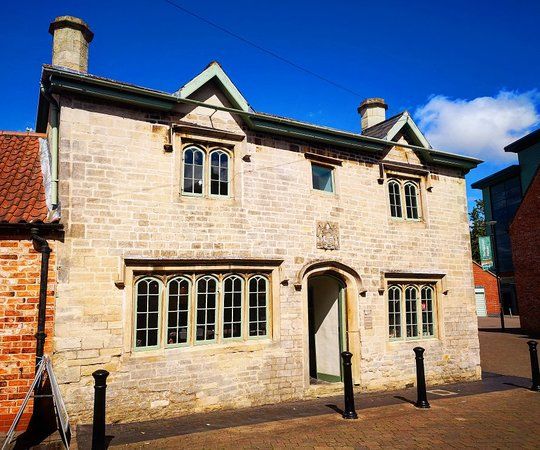 Navigation House